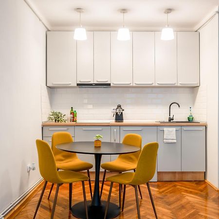Cosy Center Apartment Braszów Zewnętrze zdjęcie