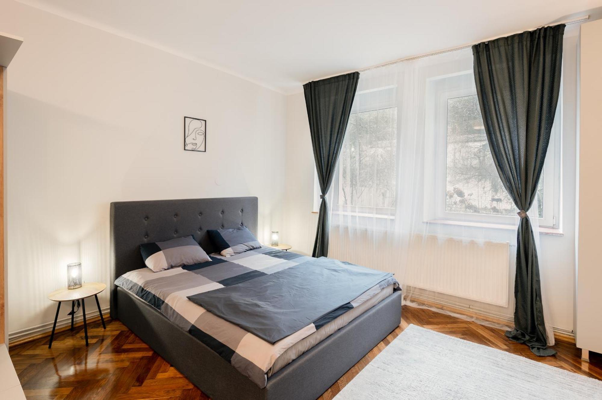 Cosy Center Apartment Braszów Zewnętrze zdjęcie
